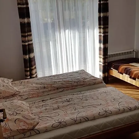 Pod Kopiencem Grzegorz Plata *